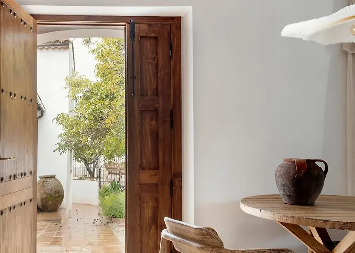 Turisticos El Patio Del Nogal *